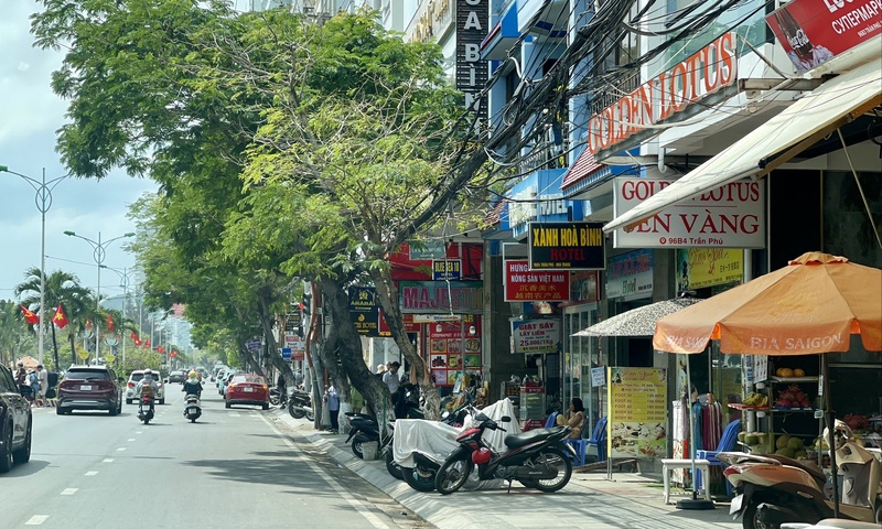 Nha Trang: Chỉ đạo xử lý dứt điểm tình trạng lấn chiếm vỉa hè