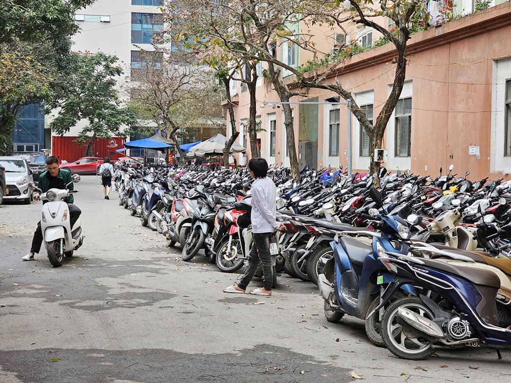 Nam Từ Liêm (Hà Nội): Tái diễn tình trạng vi phạm về trật tự đô thị