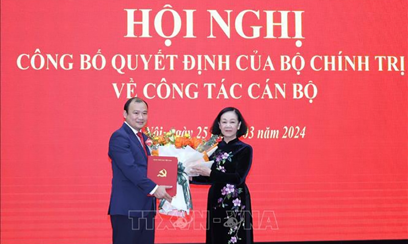 Phó Trưởng Ban Tuyên giáo Trung ương Lê Hải Bình làm Tổng Biên tập Tạp chí Cộng sản