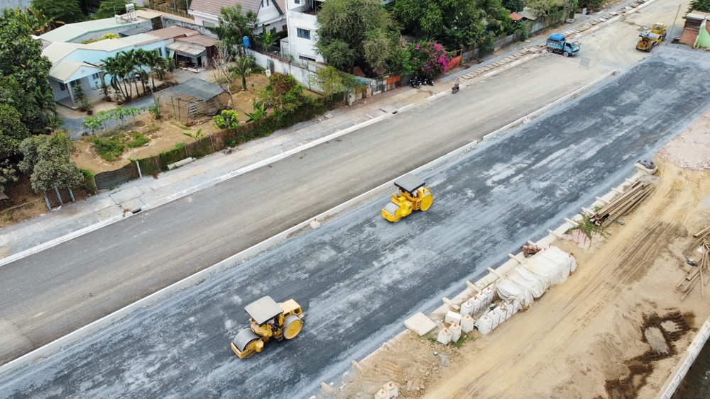 Dự án kè và đường ven sông Đồng Nai: Sớm “gỡ” nút thắt mặt bằng