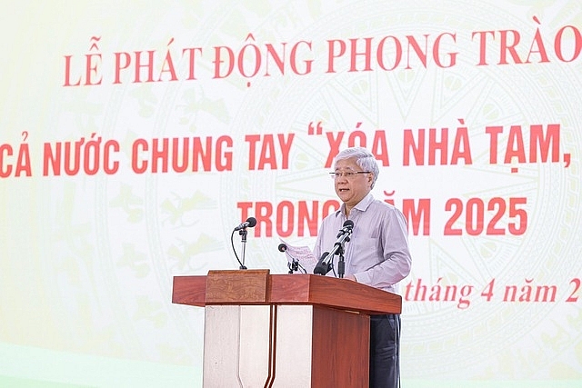 Thủ tướng Phạm Minh Chính: 'Ai có gì góp nấy' để xóa nhà tạm, nhà dột nát cho người nghèo