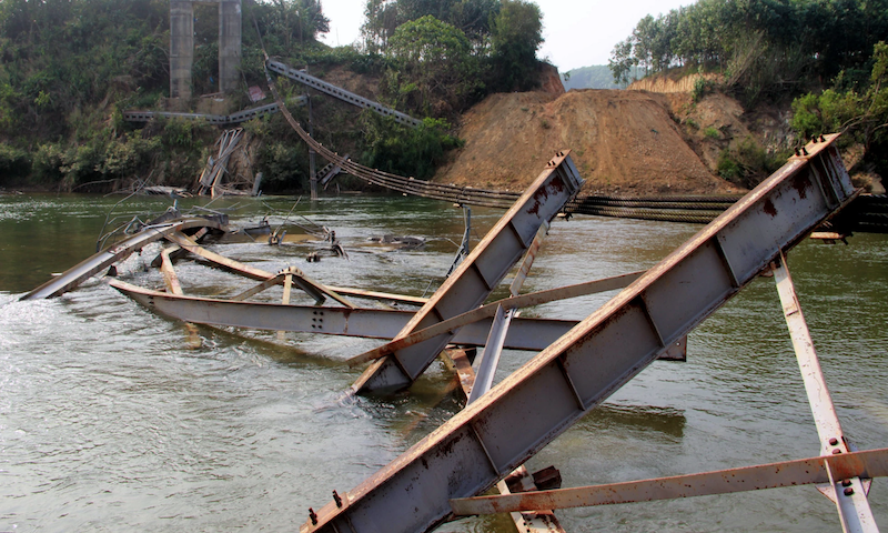 Nghệ An: Báo cáo nguyên nhân vụ sập cầu treo Kẻ Nính