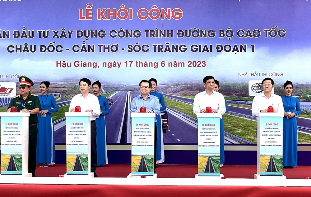 Khát vọng thịnh vượng “Chín Rồng”