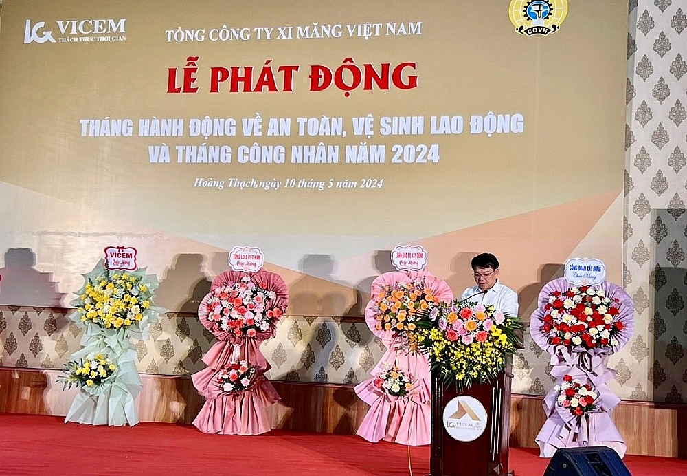 VICEM: Thi đua lao động sản xuất an toàn, đồng tâm vượt khó