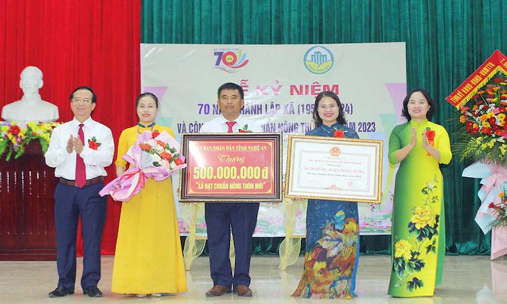 Thanh Chương (Nghệ An): Xã Thanh Chi đón nhận Bằng công nhận xã đạt chuẩn nông thôn mới