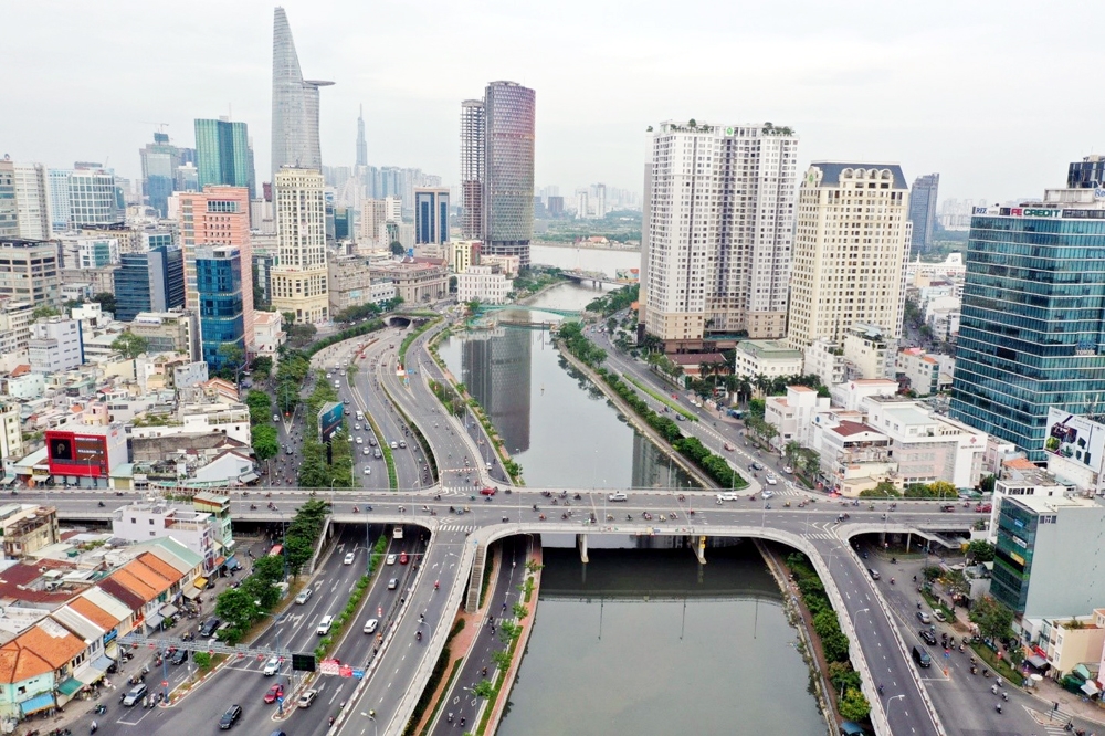 Thành phố Hồ Chí Minh: Thông báo 29 lần vẫn chưa tìm được đơn vị định giá khu đất ở huyện Hóc Môn