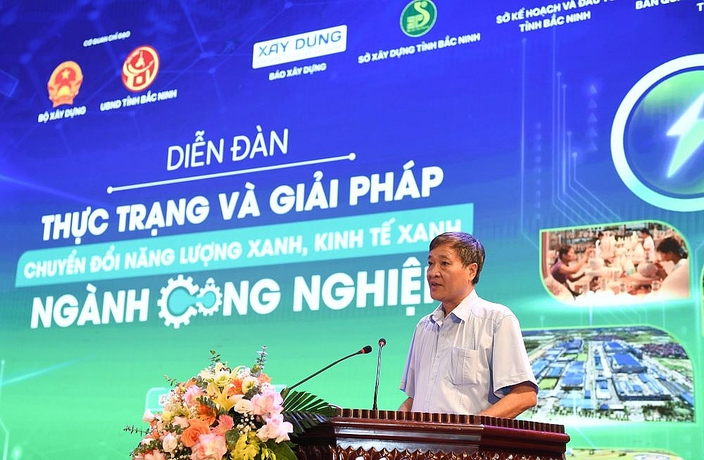 Diễn đàn “Thực trạng và giải pháp chuyển đổi năng lượng xanh - kinh tế xanh ngành Công nghiệp”