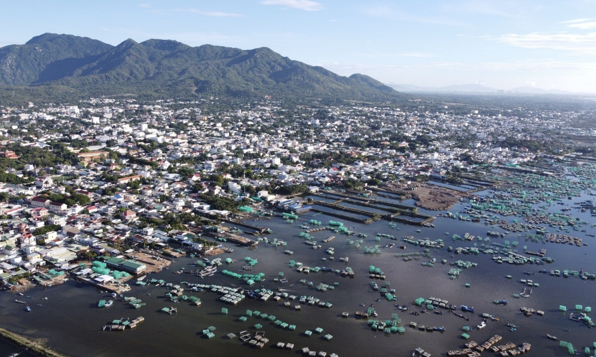 Hoàn tất quy hoạch khu đô thị ven vịnh Cam Ranh có tổng mức đầu tư 3,5 tỷ USD