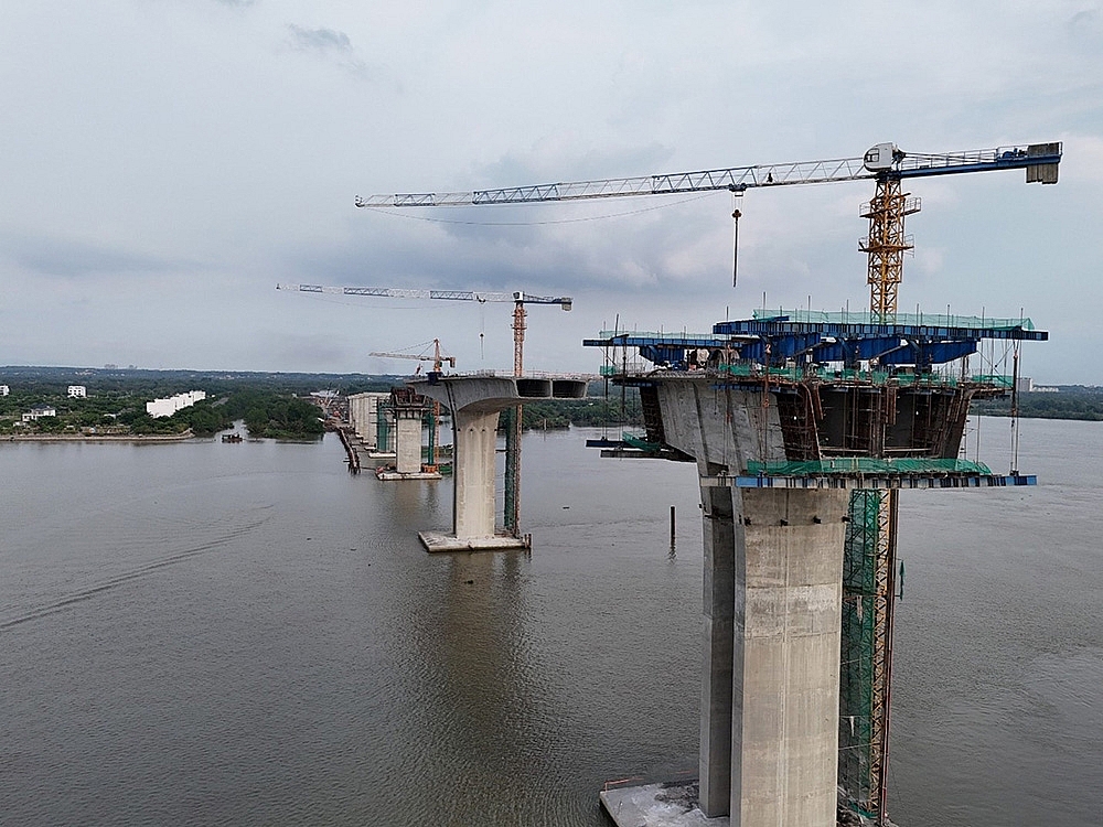 Cầu lớn nhất Vành đai 3 thành phố Hồ Chí Minh dần rõ hình hài
