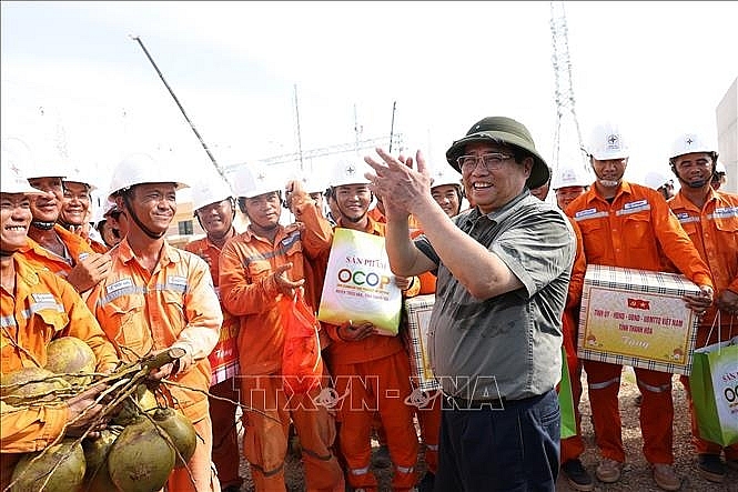 Thủ tướng kiểm tra Dự án đường dây 500 kV mạch 3 từ Quảng Trạch đến Phố Nối