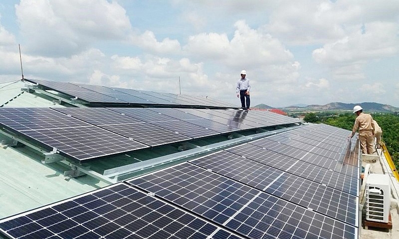 Nghiên cứu tiêu chuẩn trụ sở công sở xây dựng mới phải có thiết kế mái nhà cho điện mặt trời