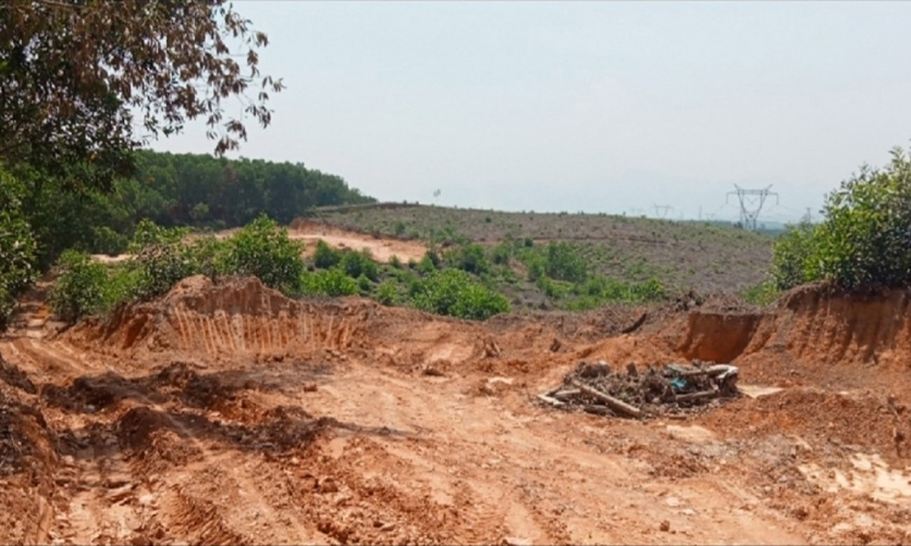 Thừa Thiên – Huế: Yêu cầu Công ty Cổ phần Đầu tư và Xây dựng Việt Long đóng cửa mỏ đất làm vật liệu san lấp