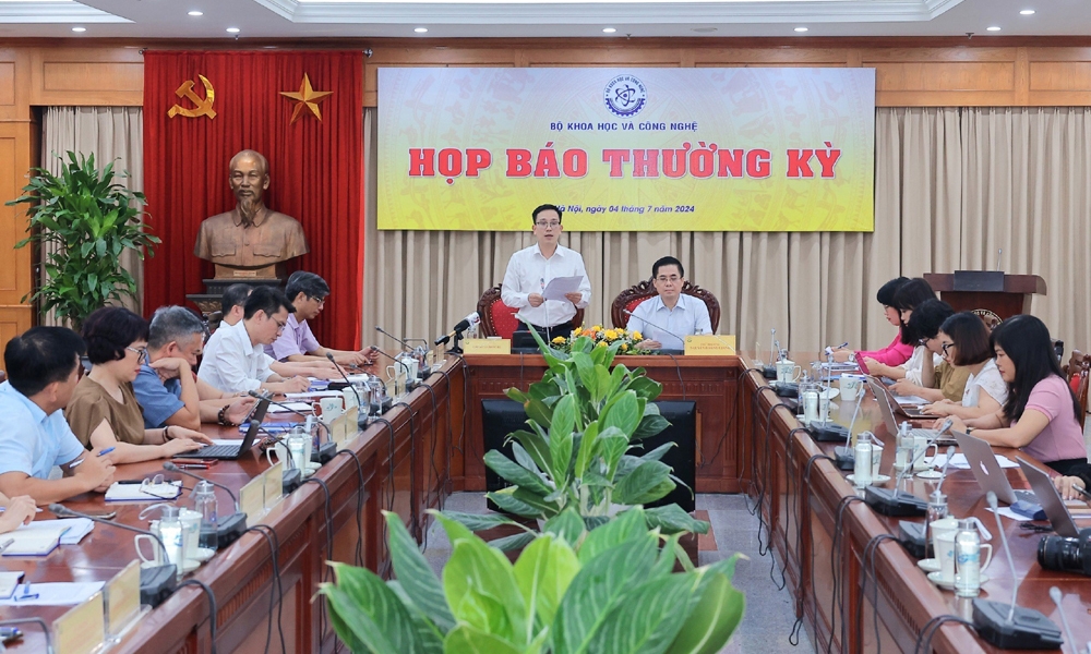 Tăng cường hợp tác quốc tế về khoa học công nghệ