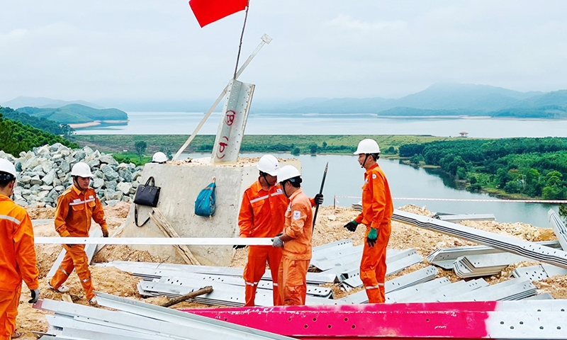 Tập đoàn Điện lực Việt Nam: 6 tháng đầu năm khối lượng đầu tư tăng 35% so với cùng kỳ