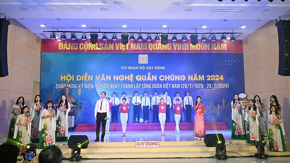 Hội diễn văn nghệ quần chúng Cơ quan Bộ Xây dựng năm 2024 thành công rực rỡ