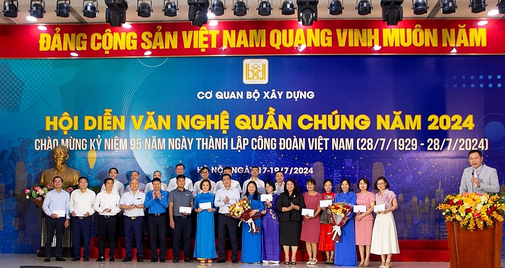 Hội diễn văn nghệ quần chúng Cơ quan Bộ Xây dựng năm 2024 thành công rực rỡ