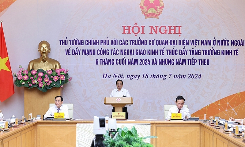 Thủ tướng chủ trì hội nghị các Trưởng cơ quan đại diện ở nước ngoài về ngoại giao kinh tế