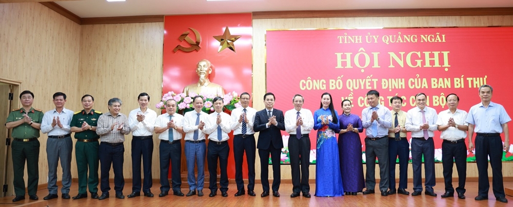 Ông Nguyễn Hoàng Giang được giới thiệu để bầu giữ chức Chủ tịch UBND tỉnh Quảng Ngãi