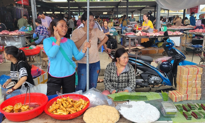 Cuối tuần food tour chợ San Thàng