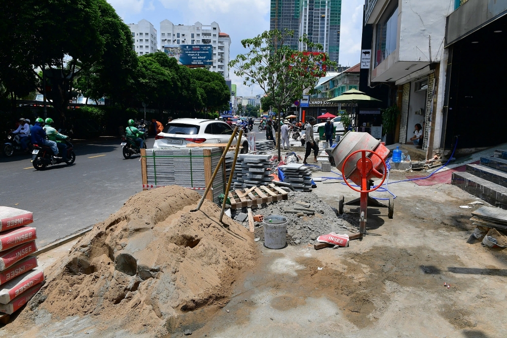 Thành phố Hồ Chí Minh chỉnh trang đồng loạt vỉa hè trung tâm