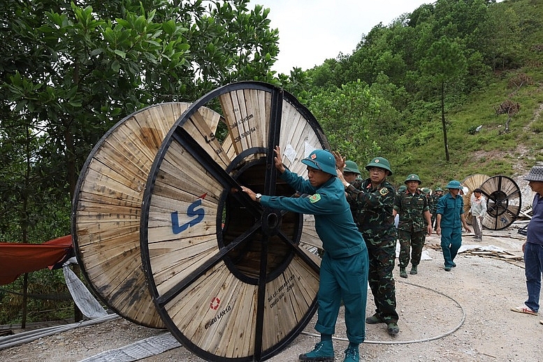 Thủ tướng: Khánh thành đường dây 500 kV mạch 3 vào dịp Quốc khánh năm nay