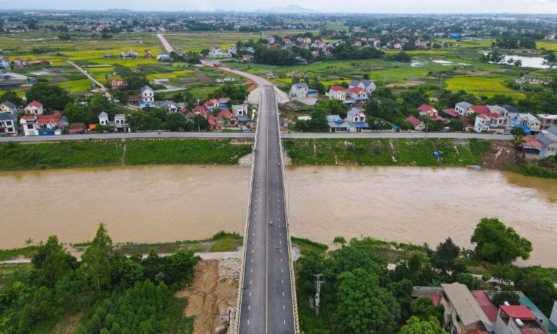 Bắc Giang: Cầu 540 tỷ chưa thể đưa vào sử dụng do thiếu đường dẫn