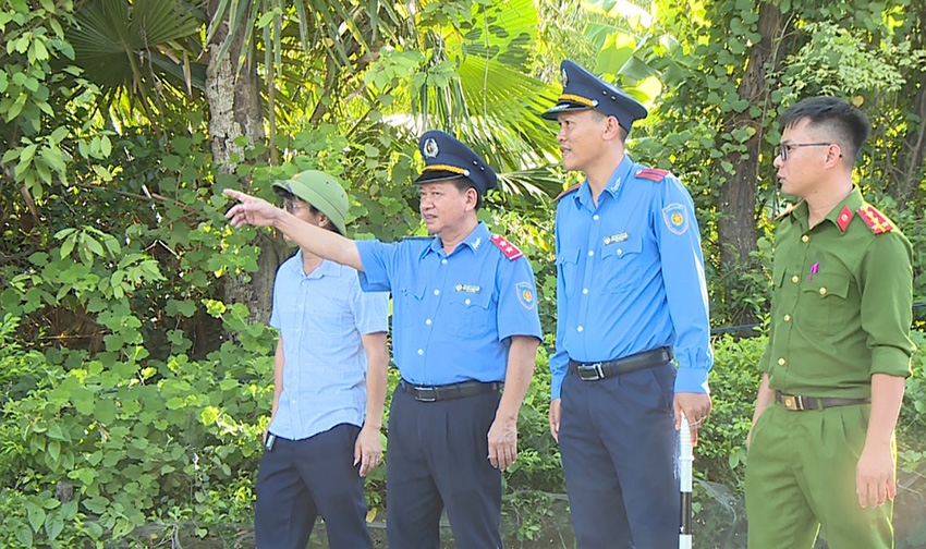 Sở Giao thông vận tải Hà Tĩnh: Ra quân giải tỏa hành lang an toàn giao thông