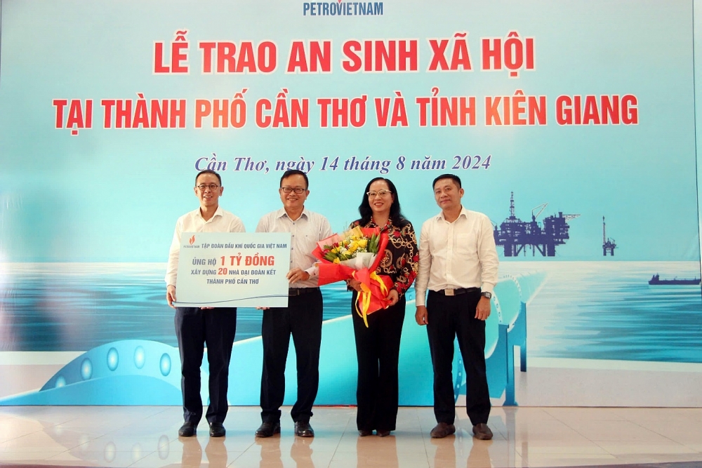 Cần Thơ: Triển khai kết luận của Thủ tướng Chính phủ về chung tay xóa nhà tạm, nhà dột nát cho hộ nghèo, hộ cận nghèo