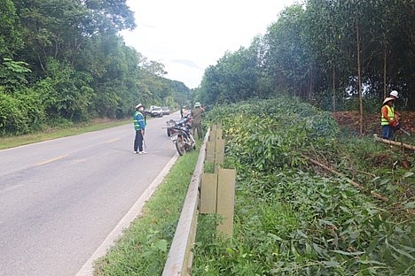 Thị trấn Vũ Quang (Hà Tĩnh): Ra quân giải tỏa hành lang giao thông trên tuyến đường Hồ Chí Minh