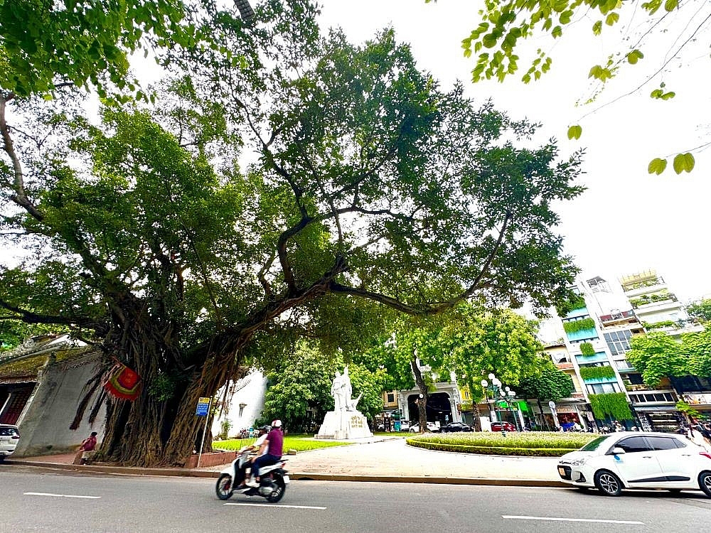 Hoàn Kiếm (Hà Nội): Trả lại sự tôn nghiêm cho di tích đền Bà Kiệu