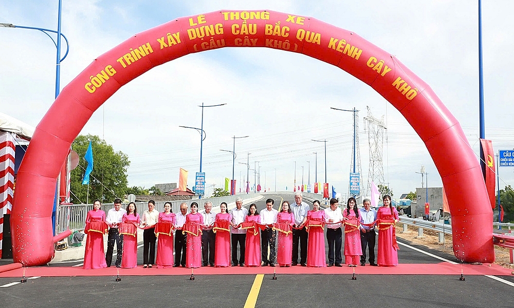 Thành phố Hồ Chí Minh: Thông xe cầu Cây Khô rút ngắn khoảng cách đi lại giữa huyện Nhà Bè và Bình Chánh