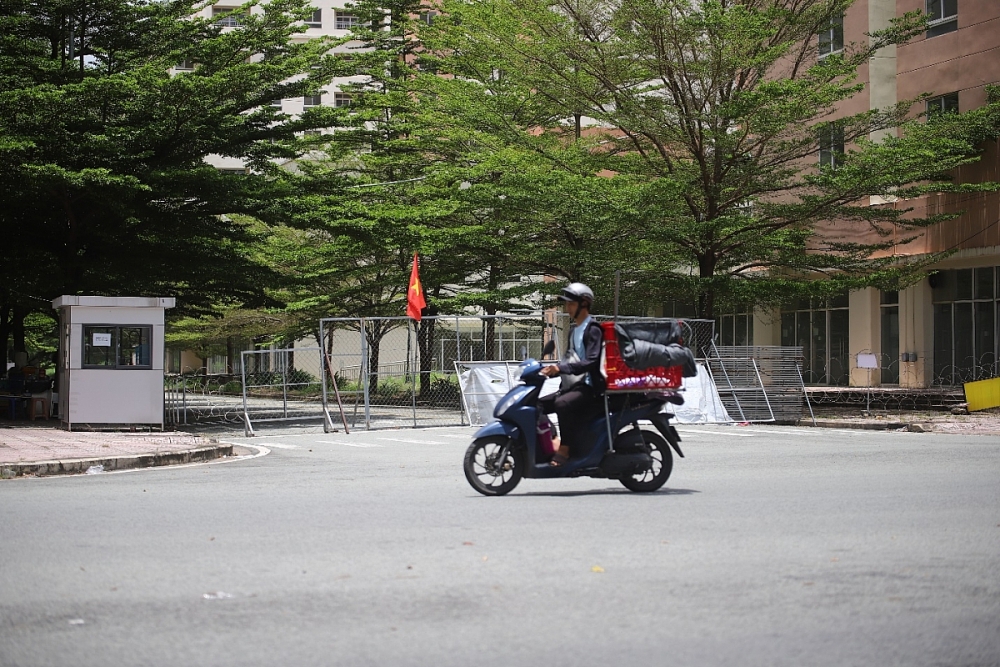 Thành phố Hồ Chí Minh: Hàng nghìn căn hộ tái định cư trên đất “vàng’’ bị bỏ hoang, xuống cấp