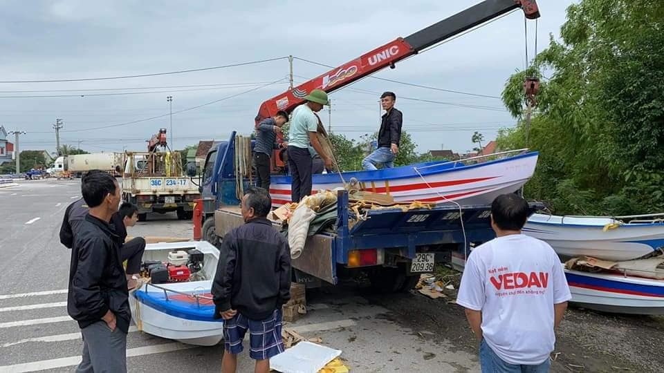 Những chuyến cứu trợ đong đầy nghĩa tình hướng về miền Bắc