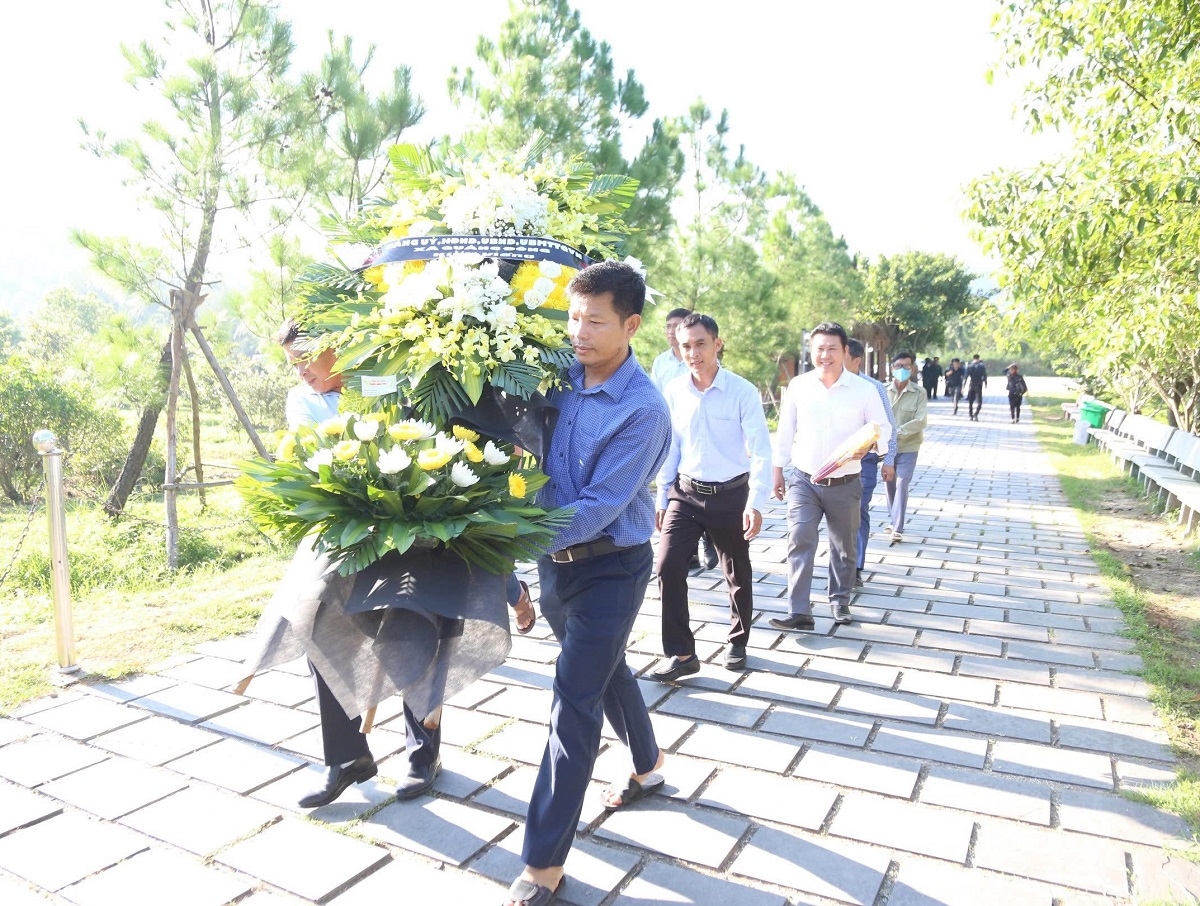 Quảng Bình: Phu nhân Đại tướng Võ Nguyên Giáp an nghỉ tại Vũng Chùa - Đảo Yến