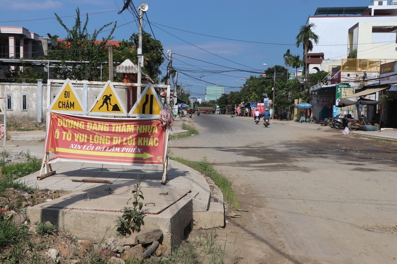 Quảng Nam: Vướng mặt bằng, thiếu đất đắp nền, dự án Đường tránh phía Tây Ái Nghĩa tăng vốn lên 148 tỷ đồng