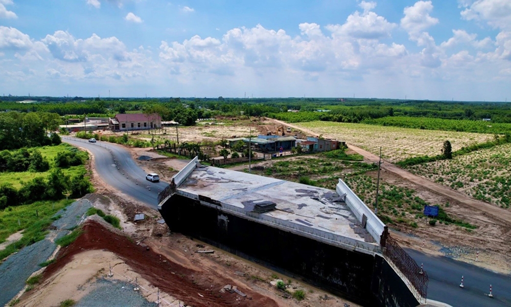 Đồng Nai: Không giao kịp mặt bằng cao tốc Biên Hòa – Vũng Tàu, xã phường sẽ bị kỷ luật