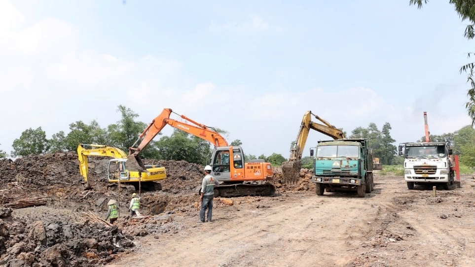 Tây Ninh: Đôn đốc nhà thầu quyết liệt đẩy nhanh tiến độ thi công, tăng cường giám sát, kiểm tra chất lượng công trình