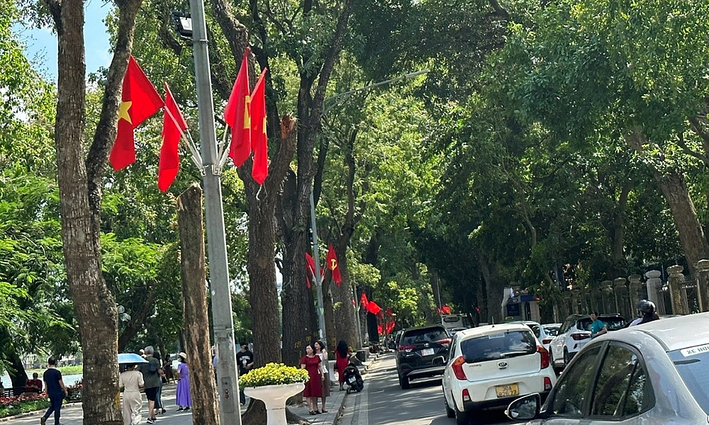 Hà Nội: Tiếp tục cấm đường xung quanh khu vực hồ Hoàn Kiếm đến hết ngày 13/10