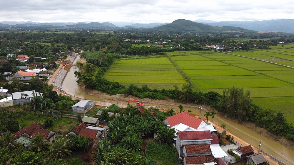 Quảng Ngãi tức tốc hoàn thành các công trình kè chống sạt lở bờ sông