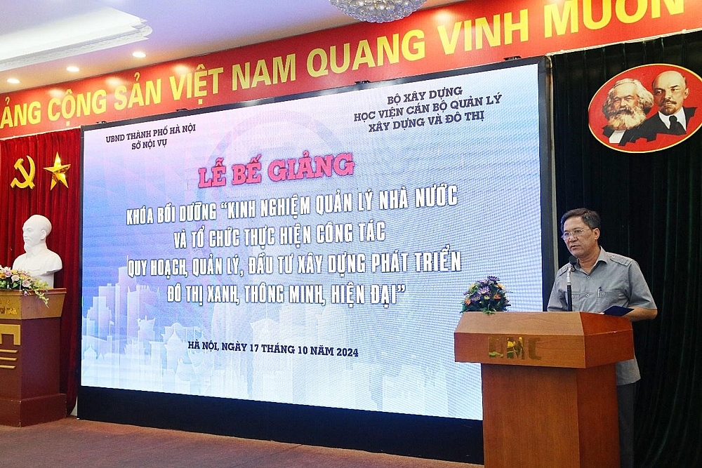 Hà Nội: Gần 100 cán bộ hoàn thành bồi dưỡng công tác quy hoạch, phát triển đô thị