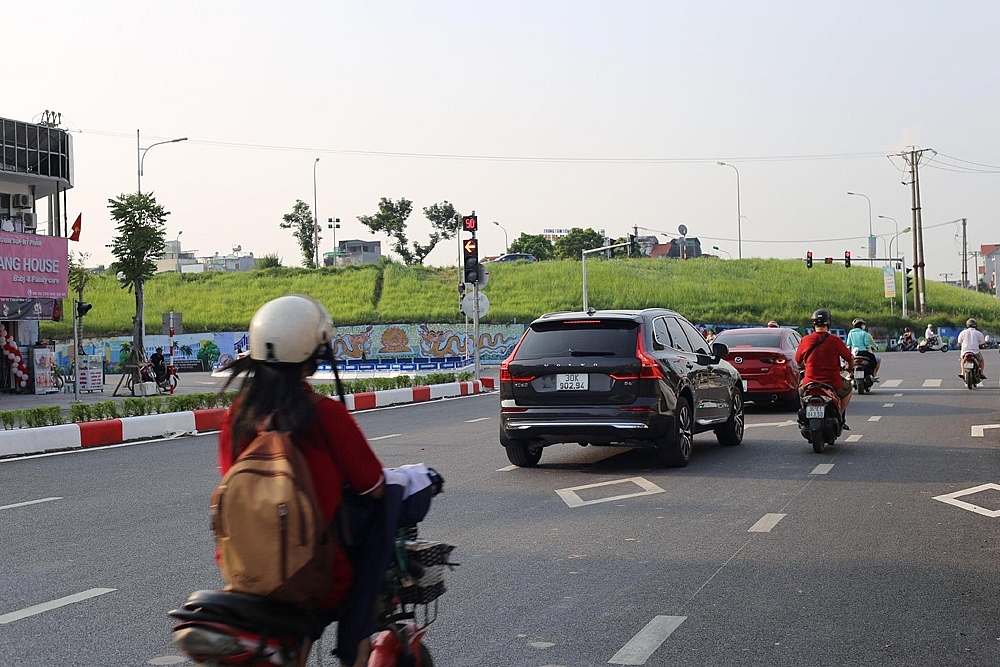 Hà Nội: Tuyến đường Nguyễn Văn Cừ - Ngọc Thụy góp phần hoàn thiện hạ tầng giao thông quận Long Biên