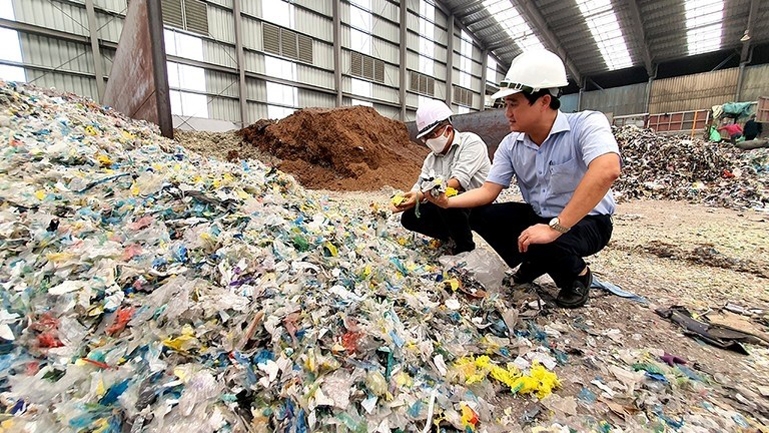 Tăng cường sử dụng nguyên liệu thay thế và tận dụng nhiệt thừa để giảm phát thải khí nhà kính