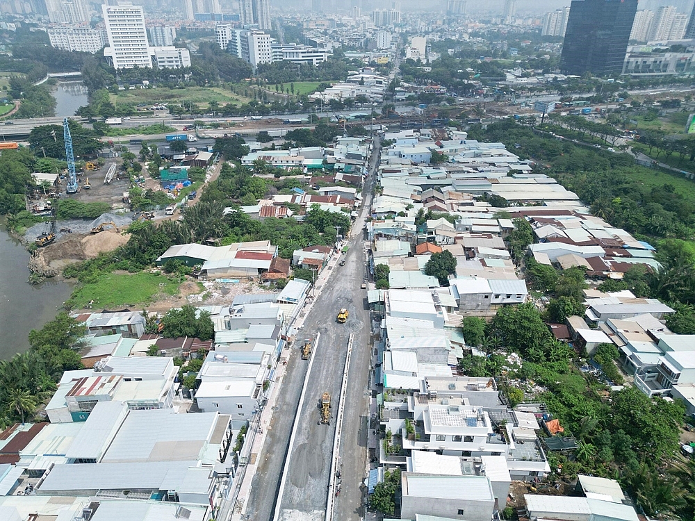 Cận cảnh cây cầu giải cứu ùn tắc cửa ngõ phía Nam Thành phố Hồ Chí Minh dự kiến thông xe cuối năm