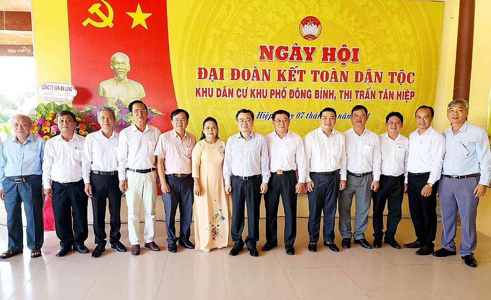 Bộ trưởng Nguyễn Thanh Nghị dự Ngày hội Đại đoàn kết toàn dân tộc tại tỉnh Kiên Giang