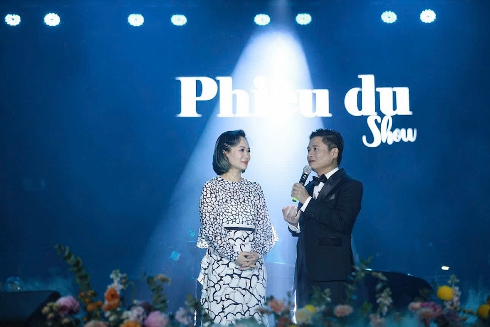 Phiêu Du Show - Nỗ lực mang màu sắc âm nhạc đương đại qua từng sự kiện giàu cảm xúc