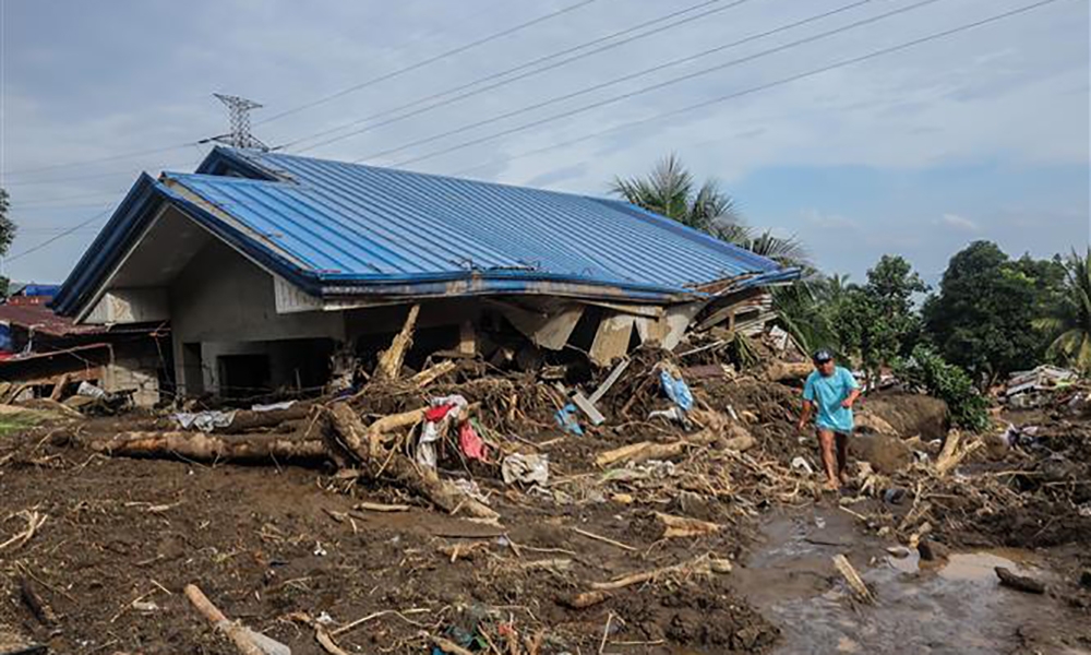 Siêu bão Man-yi đổ bộ tới 2 lần, tàn phá nhiều vùng ở Philippines