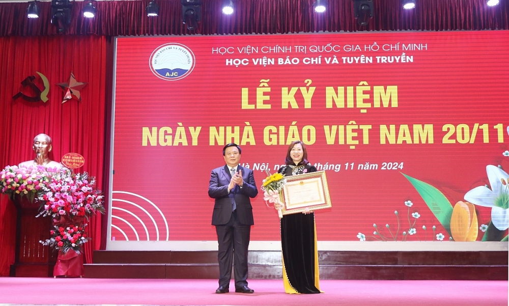 Học viện Báo chí và Tuyên truyền: Tri ân các thế hệ nhà giáo, khẳng định vị thế trung tâm đào tạo báo chí hàng đầu