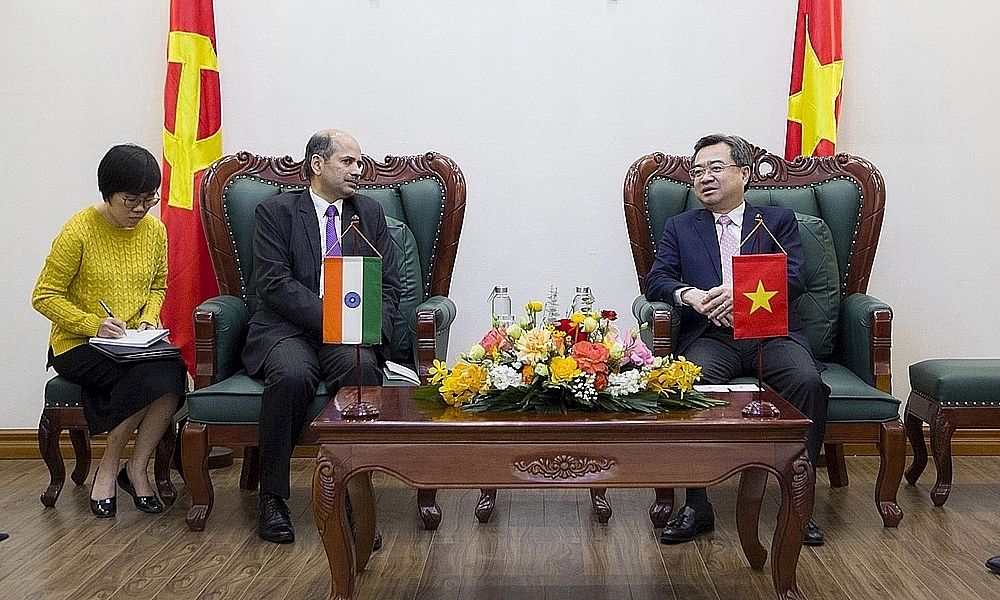 Vietnam and India to strengthen cooperation in construction