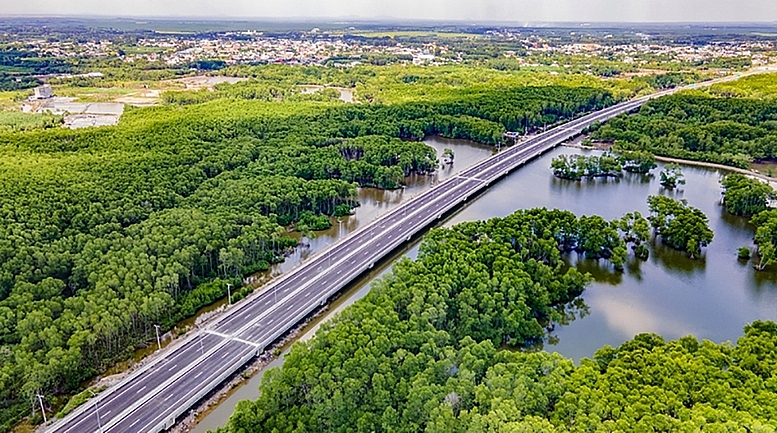 Hồi sinh, bứt tốc các đại dự án, góp phần thúc đẩy tăng trưởng kinh tế