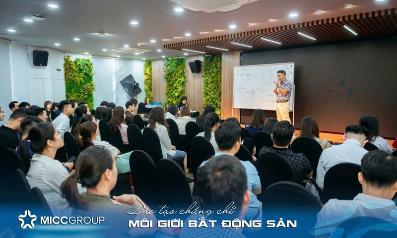 Micc Group dẫn đầu top đại lý xuất sắc của Chủ đầu tư Vinhomes và Masterise Homes